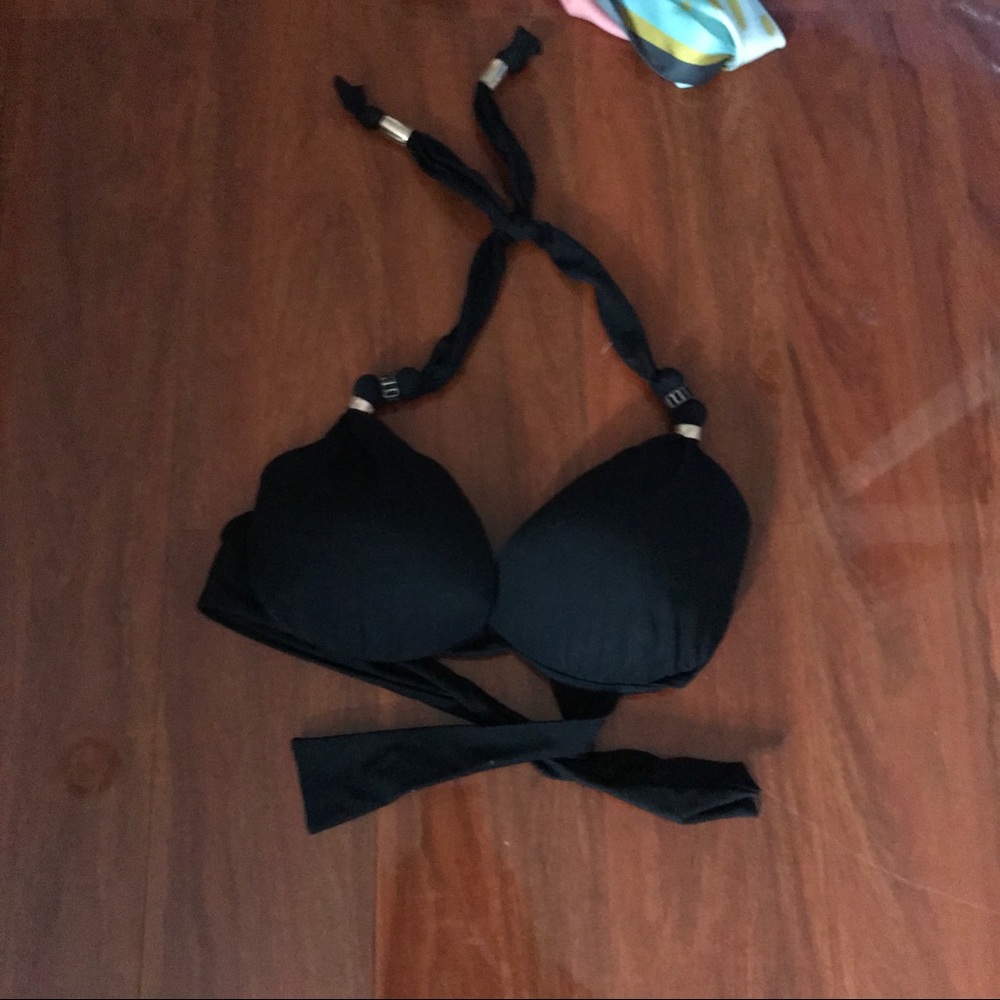 Beautiful swim top Calzedonia